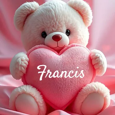 Osito de peluche polar de color crema, muy suave, sentado sobre pliegues de raso rosa brillante. Abraza un gran corazón de felpa rosa lleno de calidez. El nombre Francis aparece en letra cursiva en el centro del corazón rosa grande.