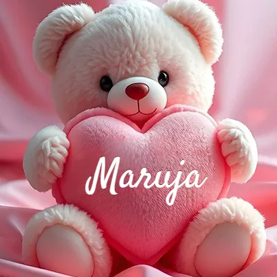 Osito de peluche rosa suave y esponjoso, sentado sosteniendo un gran corazón de felpa rosa, nombre grabado. - Maruja