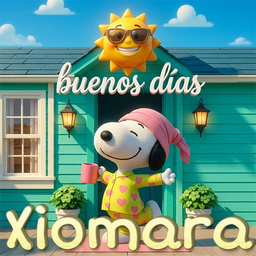 Escena de Snoopy en pijama con taza de café frente a casa turquesa, sol brillante con gafas, nombre abajo en tono crema. Nombre personalizado: Xiomara.