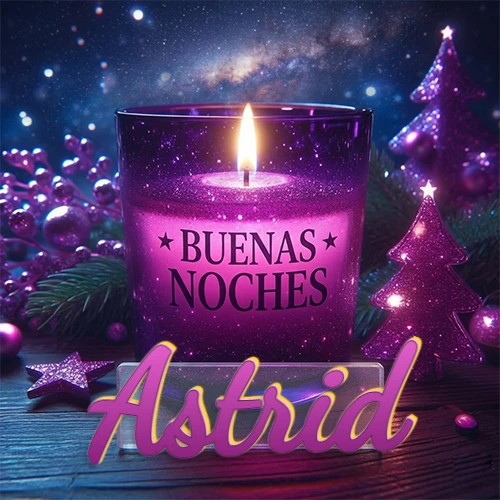 Vela morada brillante dentro de un vaso de vidrio, con la frase 'BUENAS NOCHES', rodeada de adornos festivos brillantes y pequeños árboles de Navidad bajo un cielo nocturno estrellado. El nombre aparece en un marco de vidrio transparente rectangular debajo del vaso. Nombre personalizado: Astrid. Vela morada brillante dentro de un vaso de vidrio, con la frase 'BUENAS NOCHES', rodeada de adornos festivos brillantes y pequeños árboles de Navidad bajo un cielo nocturno estrellado. El nombre aparece en un marco de vidrio transparente rectangular debajo del vaso. Nombre personalizado: Astrid.