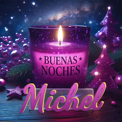 Vela morada brillante dentro de un vaso de vidrio, con la frase 'BUENAS NOCHES', rodeada de adornos festivos brillantes y pequeños árboles de Navidad bajo un cielo nocturno estrellado. El nombre aparece en un marco de vidrio transparente rectangular debajo del vaso. Nombre personalizado: Michel.