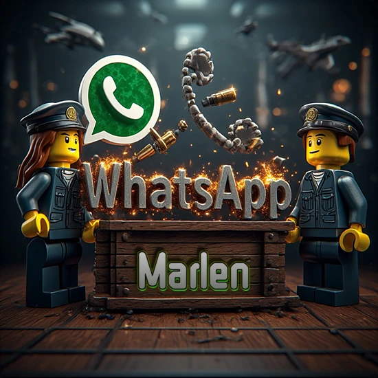 Dúo de policías Lego junto a una caja de madera. Chispas, logotipo de WhatsApp y un teléfono antiguo desarmándose en el aire. Nombre tallado en la parte frontal de la caja. Diseño con el nombre Marlen.