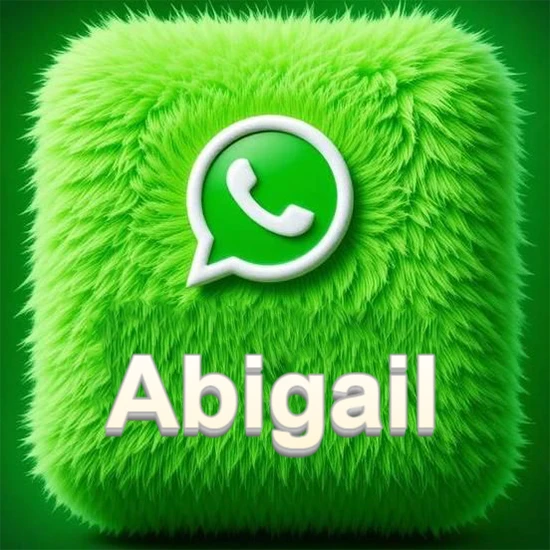 Cubo gigante cubierto de suave pelaje verde con el logotipo blanco de WhatsApp en 3D incrustado. Nombre en blanco suave que sigue la textura del pelaje en la parte inferior. Diseño con el nombre Abigail.