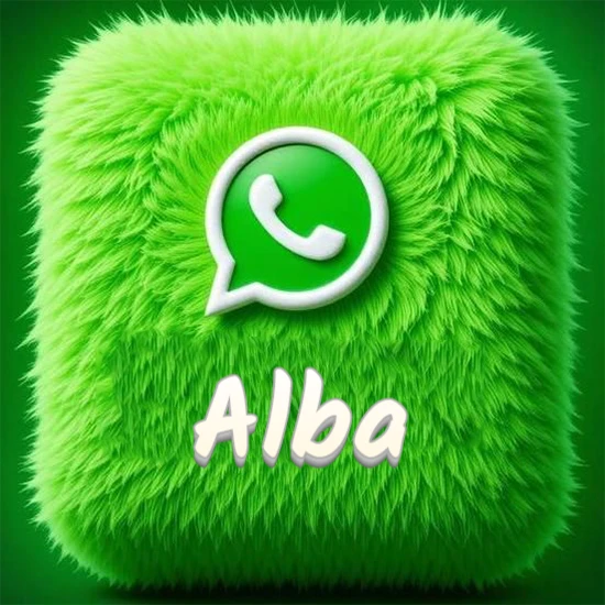 Cubo gigante cubierto de suave pelaje verde con el logotipo blanco de WhatsApp en 3D incrustado. Nombre en blanco suave que sigue la textura del pelaje en la parte inferior. Diseño con el nombre Alba.