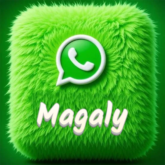 Cubo gigante cubierto de suave pelaje verde con el logotipo blanco de WhatsApp en 3D incrustado. Nombre en blanco suave que sigue la textura del pelaje en la parte inferior. Diseño con el nombre Magaly.