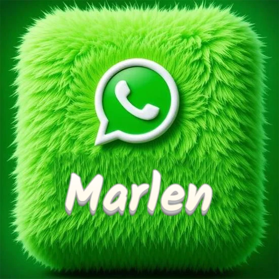 Cubo gigante cubierto de suave pelaje verde con el logotipo blanco de WhatsApp en 3D incrustado. Nombre en blanco suave que sigue la textura del pelaje en la parte inferior. Diseño con el nombre Marlen.