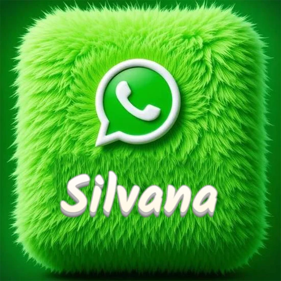 Cubo gigante cubierto de suave pelaje verde con el logotipo blanco de WhatsApp en 3D incrustado. Nombre en blanco suave que sigue la textura del pelaje en la parte inferior. Diseño con el nombre Silvana. Cubo gigante cubierto de suave pelaje verde con el logotipo blanco de WhatsApp en 3D incrustado. Nombre en blanco suave que sigue la textura del pelaje en la parte inferior. Diseño con el nombre Silvana.