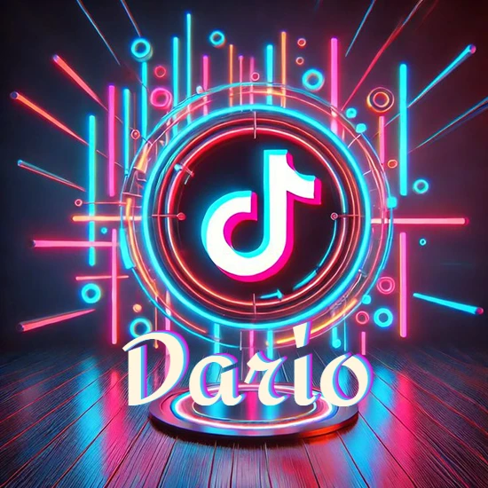 Escenario vibrante iluminado con luces de neón rojas y azules. Círculo de luz central con logotipo de TikTok. Nombre en una base circular iluminada sobre el suelo de madera. Diseño con el nombre Dario.