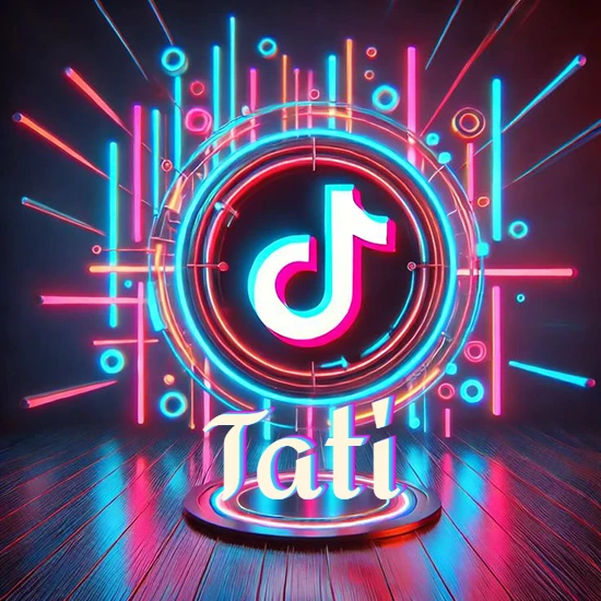 Escenario vibrante iluminado con luces de neón rojas y azules. Círculo de luz central con logotipo de TikTok. Nombre en una base circular iluminada sobre el suelo de madera. Diseño con el nombre Tati. Escenario vibrante iluminado con luces de neón rojas y azules. Círculo de luz central con logotipo de TikTok. Nombre en una base circular iluminada sobre el suelo de madera. Diseño con el nombre Tati.