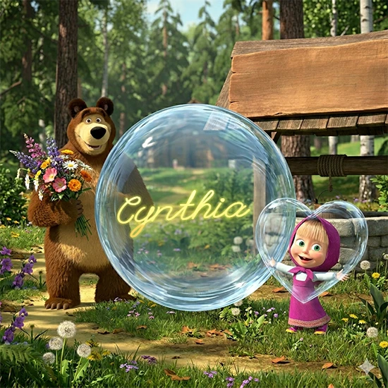 Bosque verde soleado. Gran oso de dibujos animados con corbata y flores coloridas, pozo de madera antiguo detrás. Bola de cristal transparente frente al pozo mostrando el nombre Cynthia en texto amarillo suave.