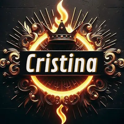 Diseño circular real con adornos dorados, llama de fuego detrás de una corona negra pequeña y nombre en blanco. - Cristina