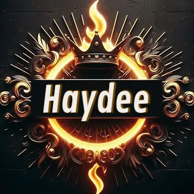 Diseño circular real con adornos dorados, llama de fuego detrás de una corona negra pequeña y nombre en blanco. - Haydee Diseño circular real con adornos dorados, llama de fuego detrás de una corona negra pequeña y nombre en blanco. - Haydee