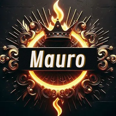 Diseño circular real con adornos dorados, llama de fuego detrás de una corona negra pequeña y nombre en blanco. - Mauro