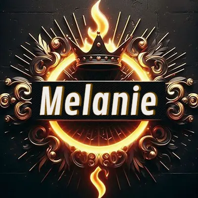 Diseño circular real con adornos dorados, llama de fuego detrás de una corona negra pequeña y nombre en blanco. - Melanie