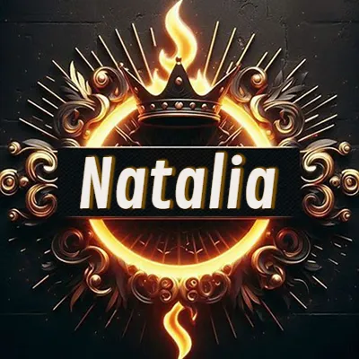 Diseño circular real con adornos dorados, llama de fuego detrás de una corona negra pequeña y nombre en blanco. - Natalia