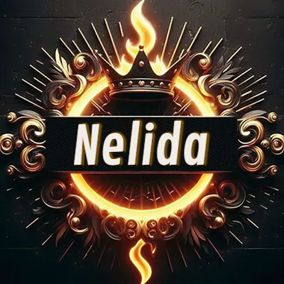 Diseño circular real con adornos dorados, llama de fuego detrás de una corona negra pequeña y nombre en blanco. - Nelida