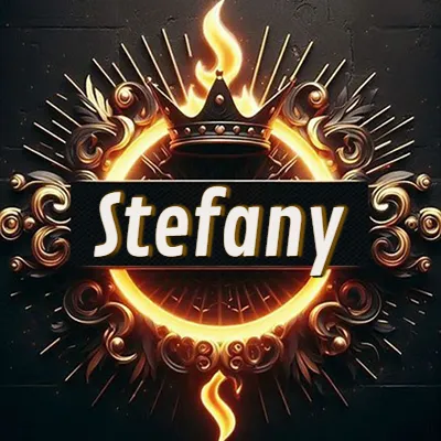 Diseño circular real con adornos dorados, llama de fuego detrás de una corona negra pequeña y nombre en blanco. - Stefany Diseño circular real con adornos dorados, llama de fuego detrás de una corona negra pequeña y nombre en blanco. - Stefany