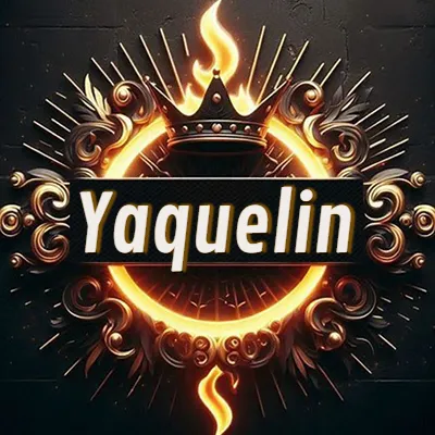 Diseño circular real con adornos dorados, llama de fuego detrás de una corona negra pequeña y nombre en blanco. - Yaquelin