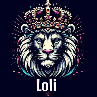 Rostro de león blanco y azul con expresiones serenas y seguras, llevando una corona real engastada con gemas púrpuras y perlas, con un fondo de líneas de luz coloridas que asemejan estrellas. El nombre Loli está escrito en una tipografía vertical simple debajo de la barbilla del león en el centro de la imagen.