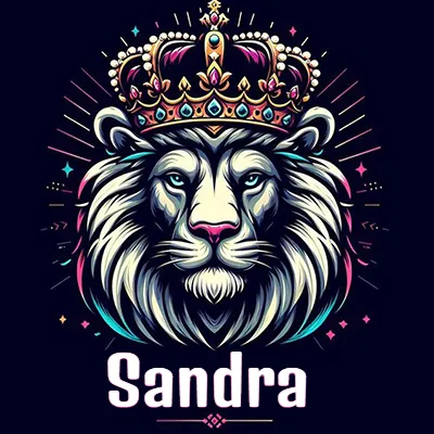 Dibujo majestuoso de león con corona enjoyada, rayos de luz detrás y nombre en la parte inferior. - Sandra Dibujo majestuoso de león con corona enjoyada, rayos de luz detrás y nombre en la parte inferior. - Sandra