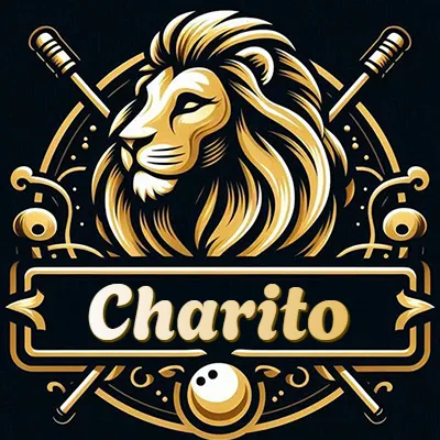 Logo clásico de cabeza de león en oro mate dentro de marco circular, nombre en rectángulo dorado. - Charito