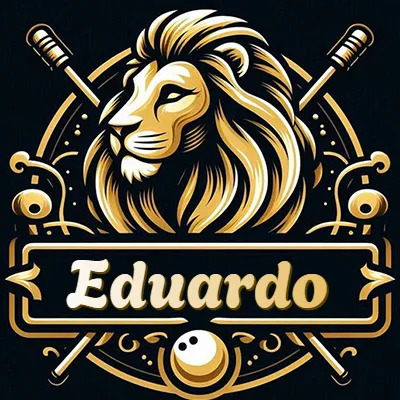 Logo clásico de cabeza de león en oro mate dentro de marco circular, nombre en rectángulo dorado. - Eduardo