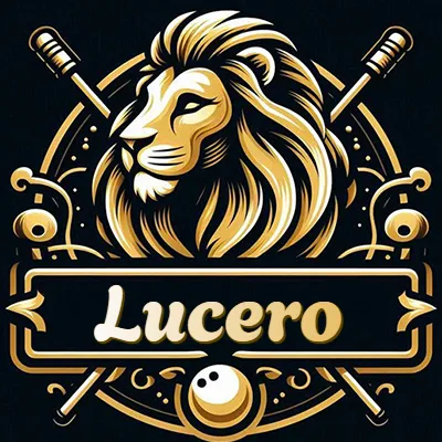 Logo clásico de cabeza de león en oro mate dentro de marco circular, nombre en rectángulo dorado. - Lucero