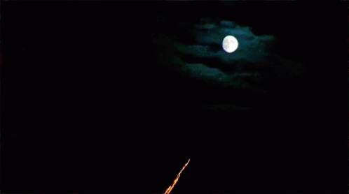 feliz ano nuevo fuego artificial luna gif imagen - feliz ano nuevo fuego artificial luna gif imagen